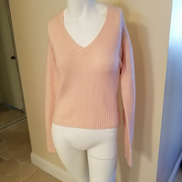 Express 'Pretty in Pink' V-Neck Sweater - Picture 1 of 2