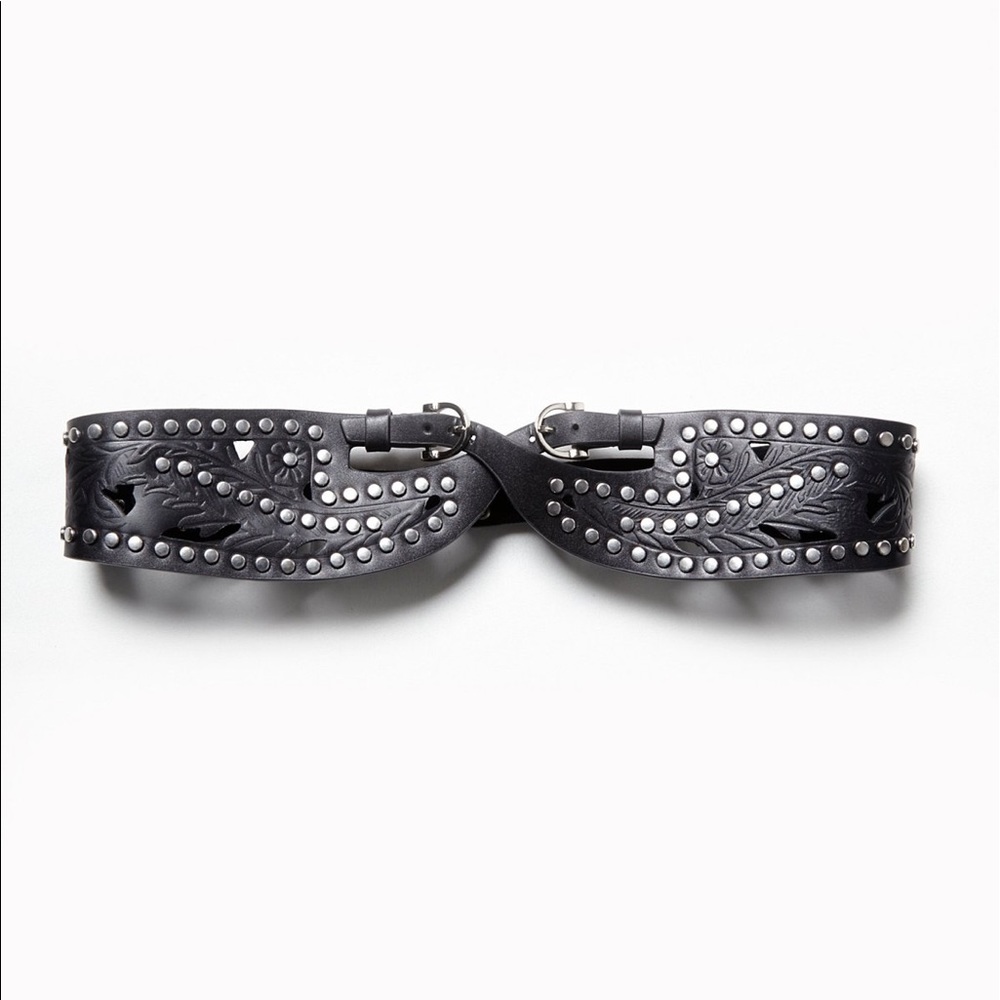 B Low the Belt Madison Stud Belt