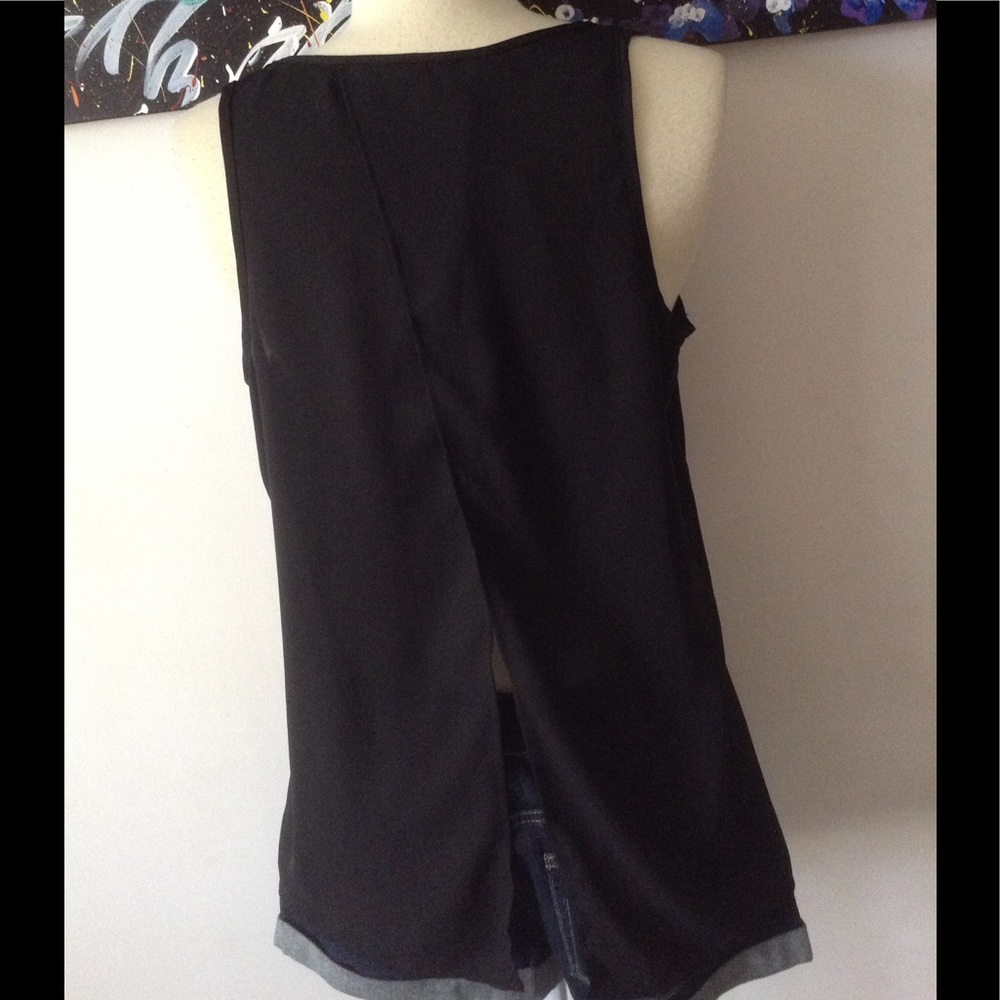 Soprano Split Back Tank - Picture 3 of 4