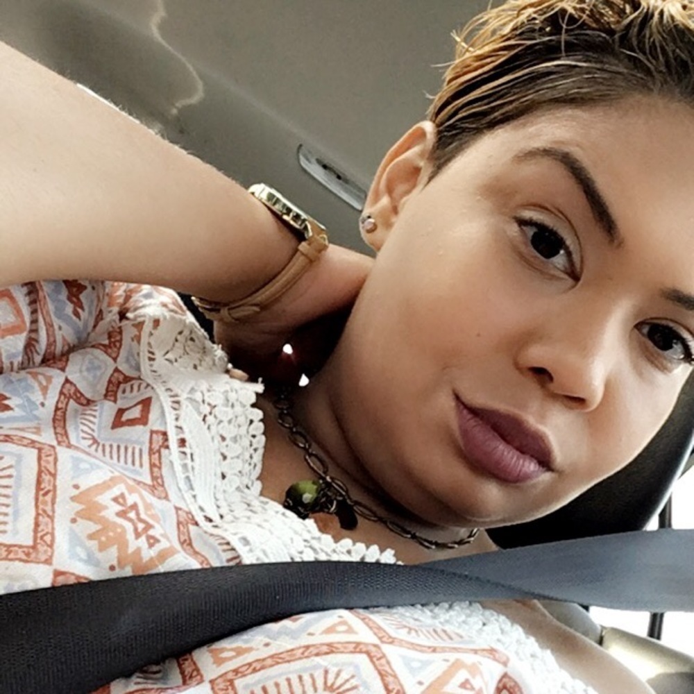 Meet your Posher, Casey