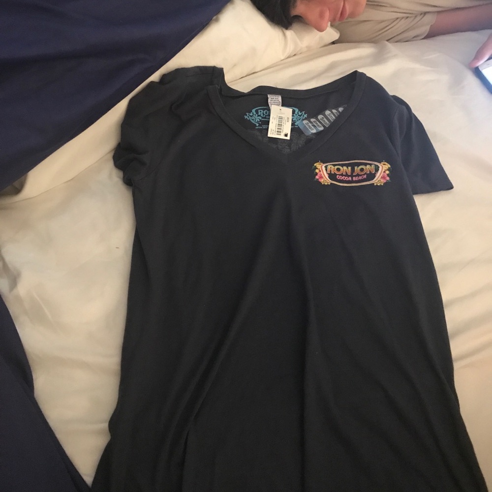 Ron Jon V-Neck