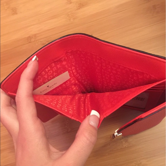 Kate Spade Wallet - Picture 4 of 4