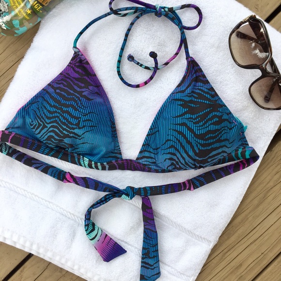 Rip Curl Reversible Bikini - Picture 2 of 4