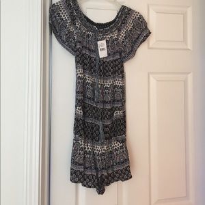 Socialite Navy/Ivory off the shoulder romper