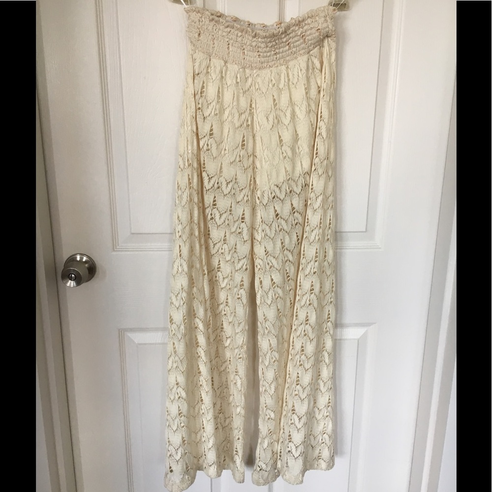 Molly and Zoe eyelet flowy pants