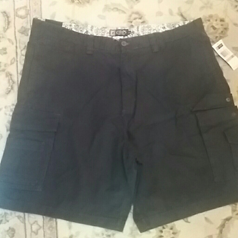 Chaps Brand New Cargo Shorts w/tags