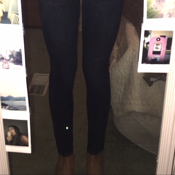 Dark wash regular waist American Eagle jeans - Picture 3 of 5