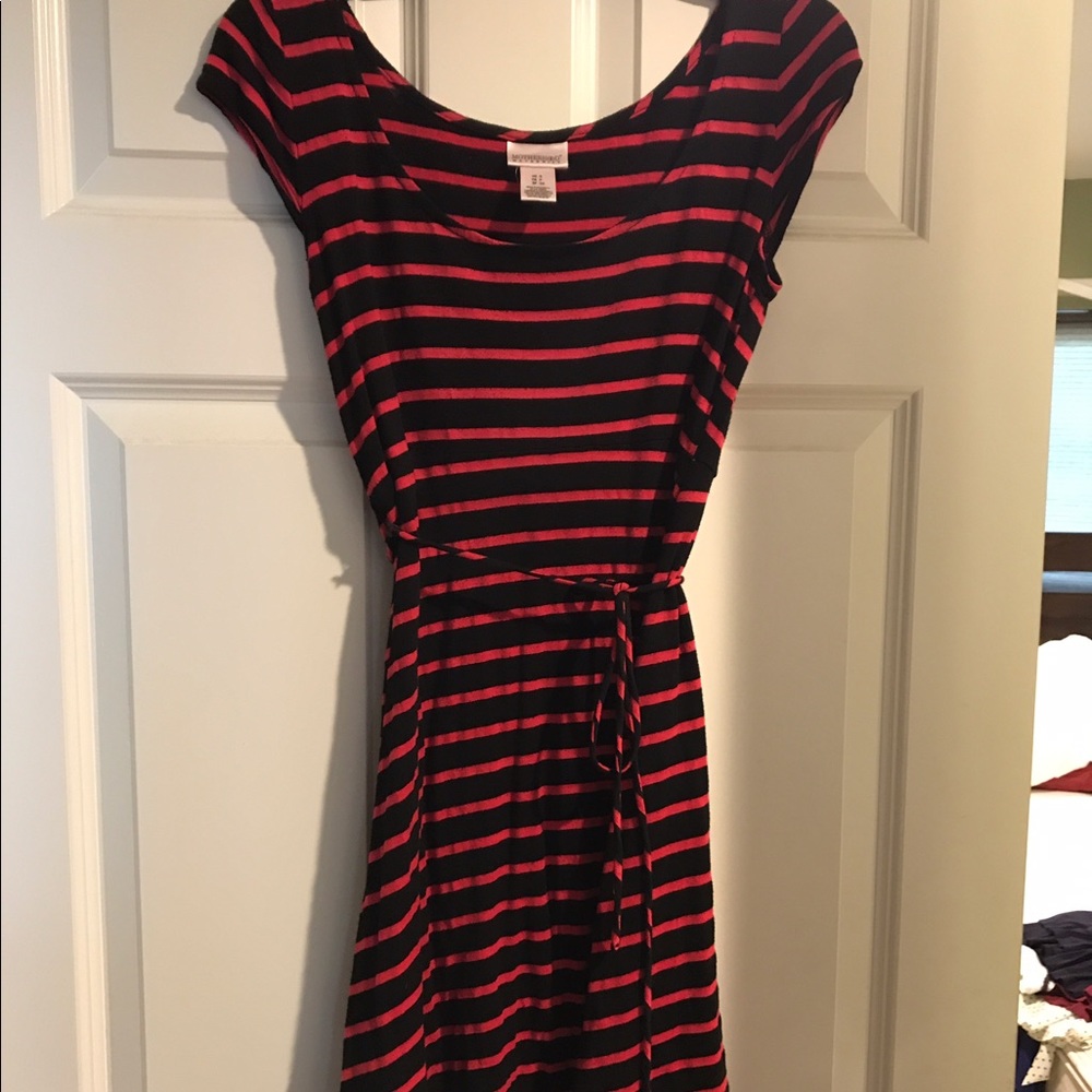 Motherhood maternity summer dress