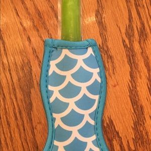 Teal Mermaid/ fish tail popsicle koozie