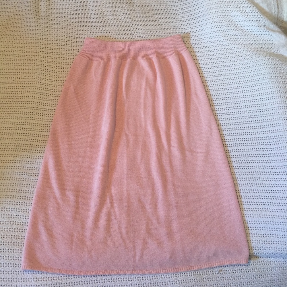 VINTAGE baby pink soft knit skirt