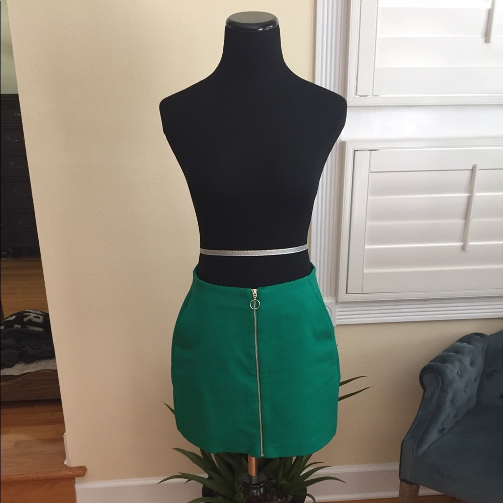 Green skirt ZARA