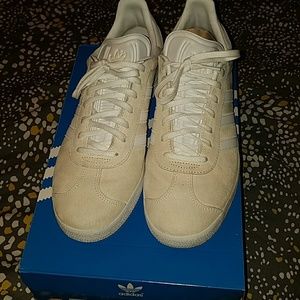 Gazelle sneakers