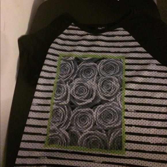 Shirt - Picture 1 of 1
