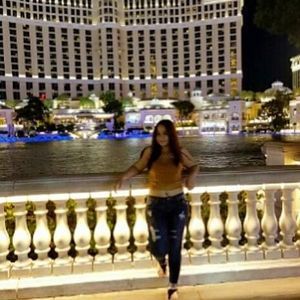 Meet your Posher, Claudia