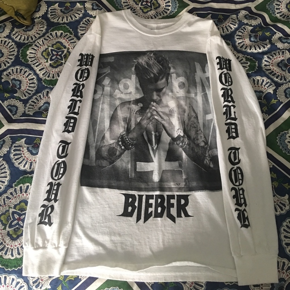 Justin Bieber long sleeves shirt