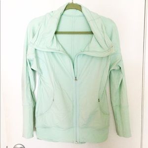 Mint Lululemon jacket size 6