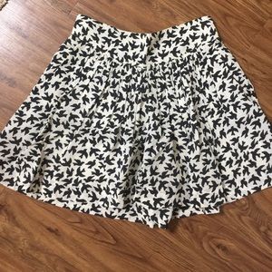Anthropologie ivory and black skort