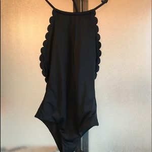 Adorable NWT scalloped one piece