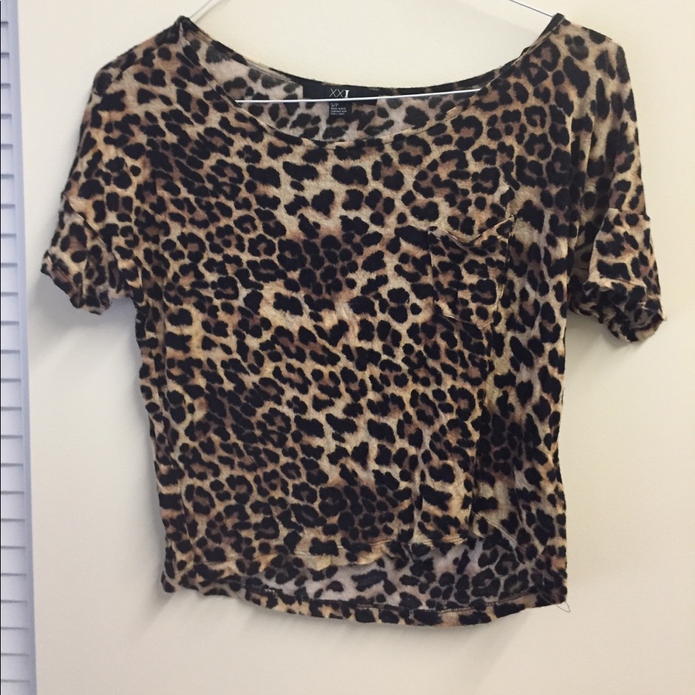 Forever 21 small cheetah crop top