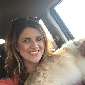 Meet your Posher, Deanna