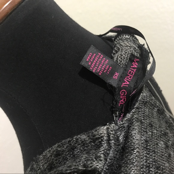 Material Girl - Picture 5 of 5