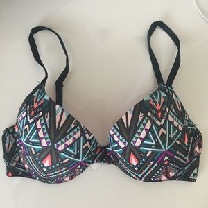 VS/PINK WEAR EVERYWHERE BRA