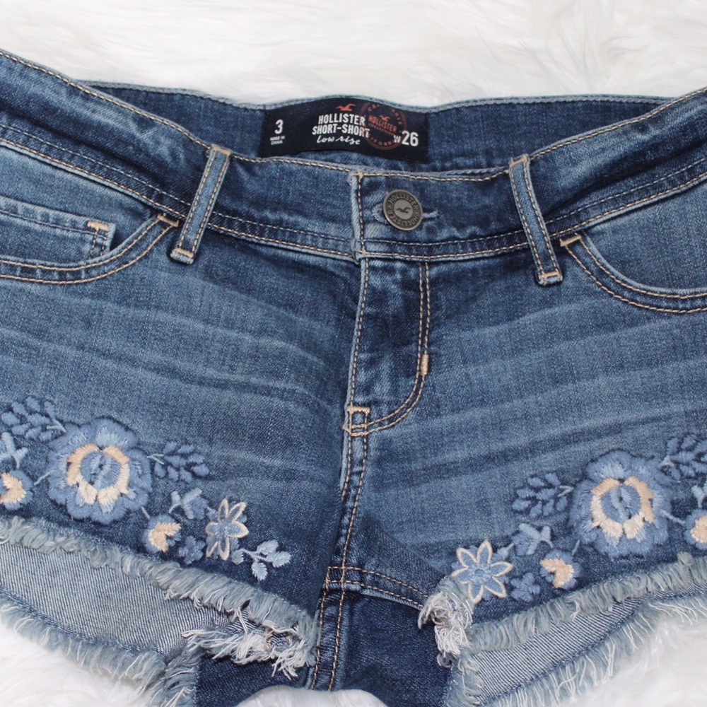 hollister frayed shorts