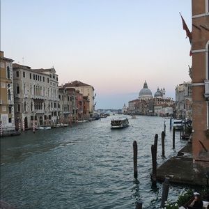 Meet your Posher, Suzette