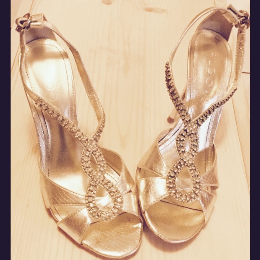 Aldo light gold heels