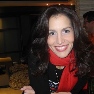 Meet your Posher, Elizabeth