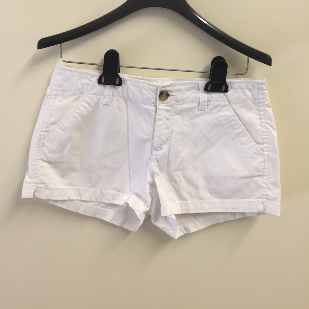 nwot White target shorts size 3