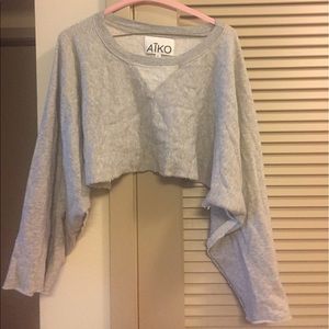 Cropped Aiko Sweatshirt