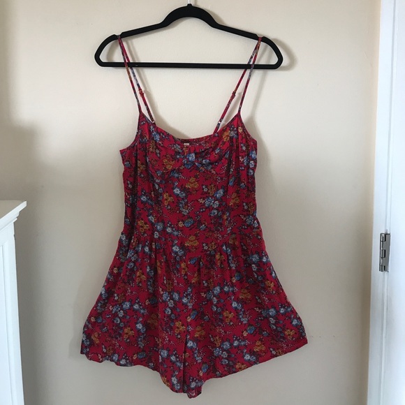 Xhilaration Pants - Floral romper