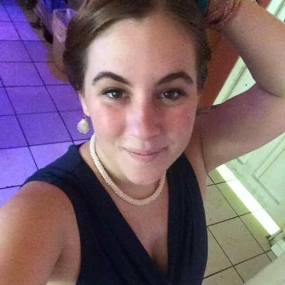 Meet your Posher, Briana - Picture 1 of 1