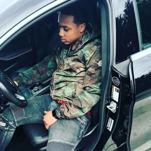 Meet your Posher, Malik