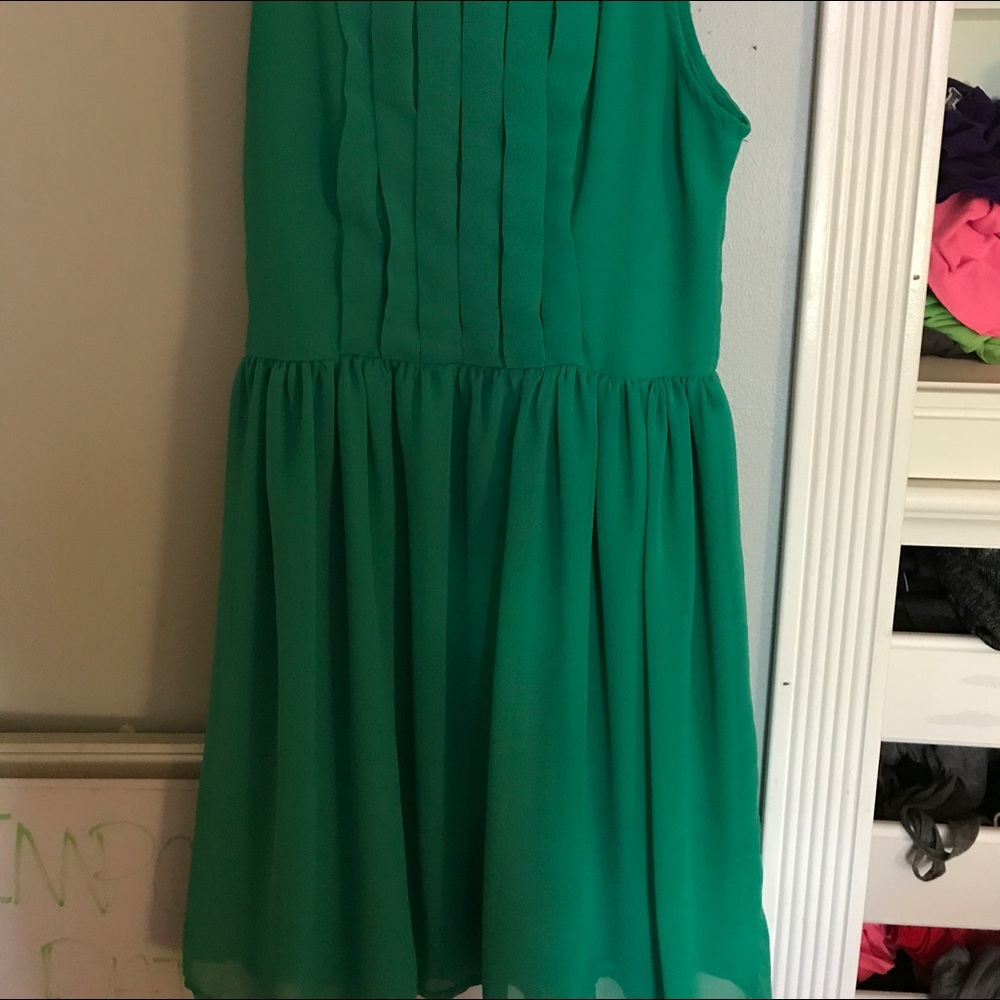Dress - Picture 2 of 3