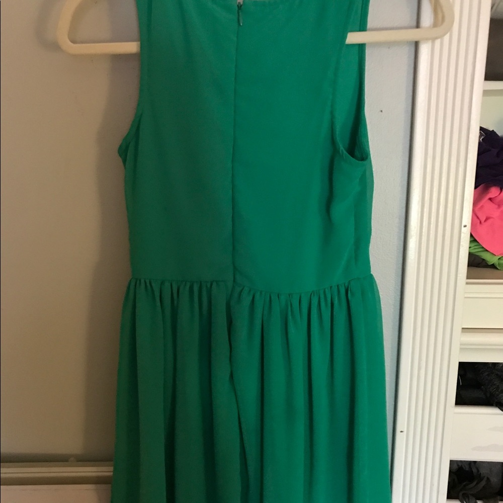 Dress - Picture 3 of 3