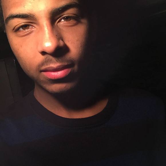 Meet your Posher, Javan - Picture 1 of 1