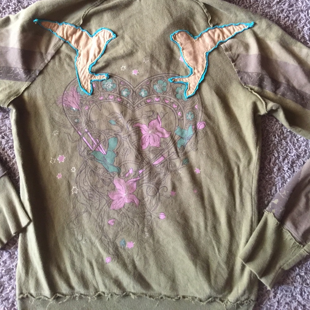 Super cute distressed hoodie - Picture 3 of 4