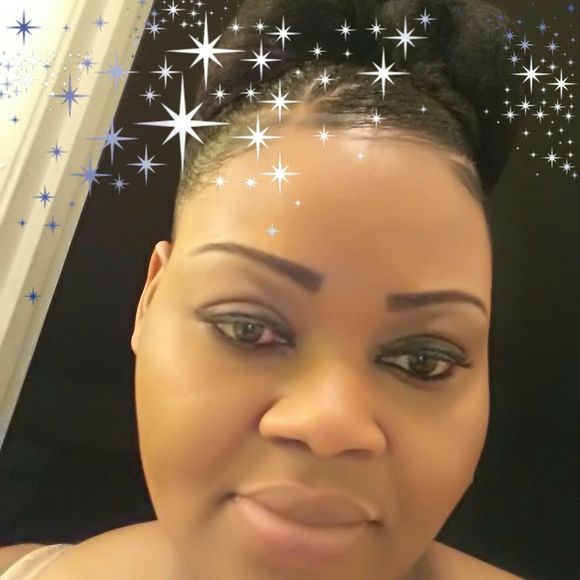 Meet your Posher, Gisele - Picture 1 of 1