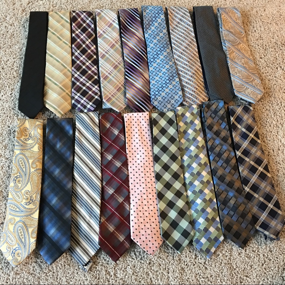 💥SOLD💥👔18 Assorted Men's Ties👔