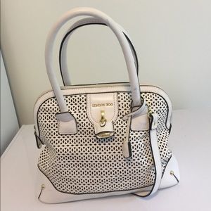 London fog purse