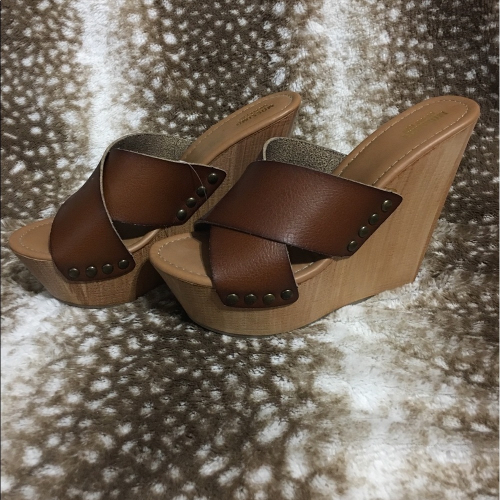 Brown wedges