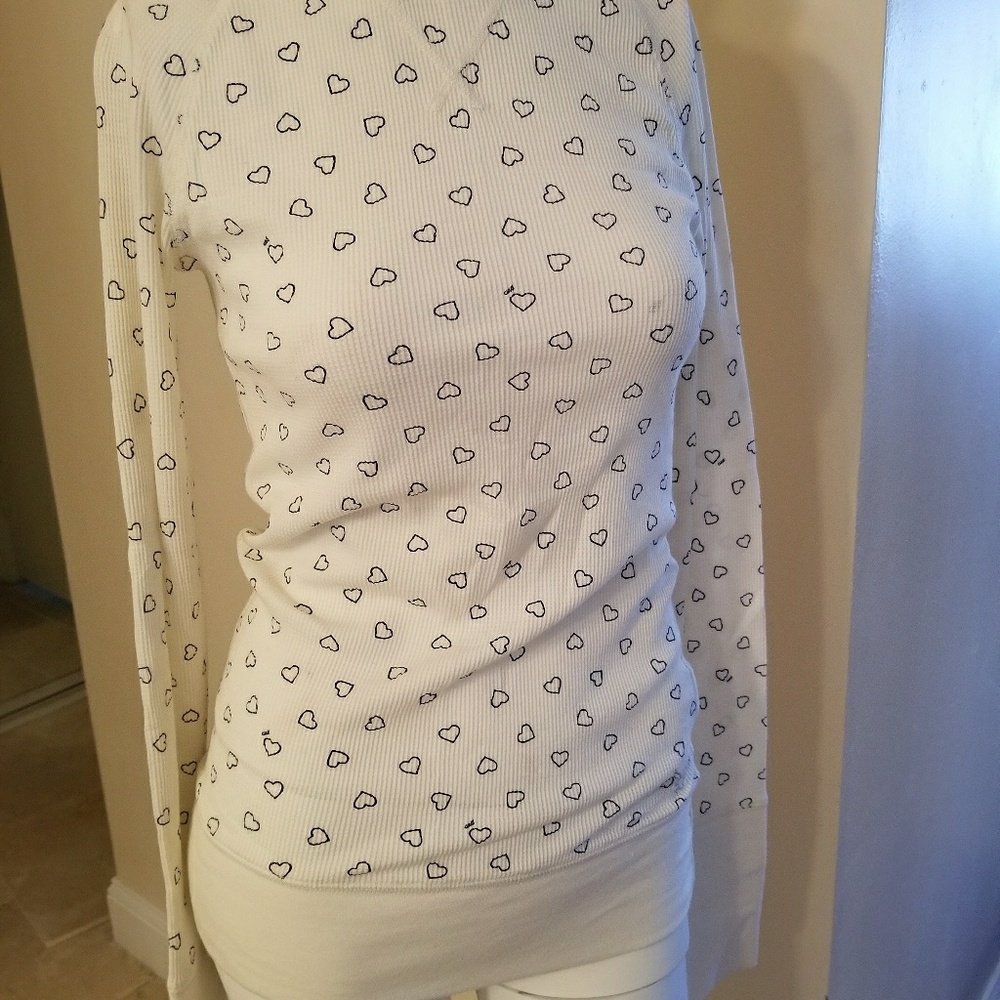 American Eagle Long-Sleeve "Hearts" Henley
