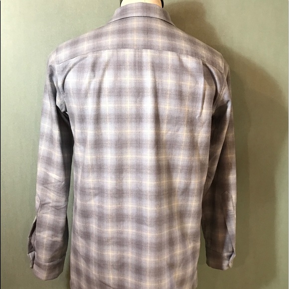 Pendleton Mens Wool Button Down Shirt in Medium - Picture 4 of 7