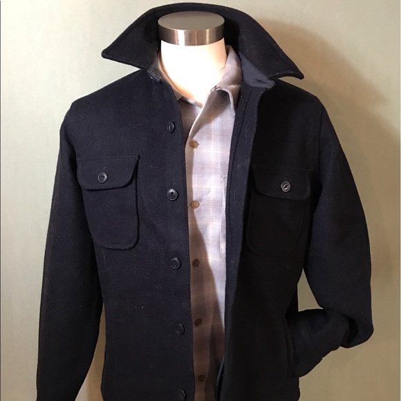 Pendleton Mens Wool Button Down Shirt in Medium - Picture 2 of 7