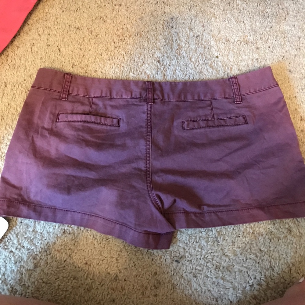 Shorts - Picture 2 of 3