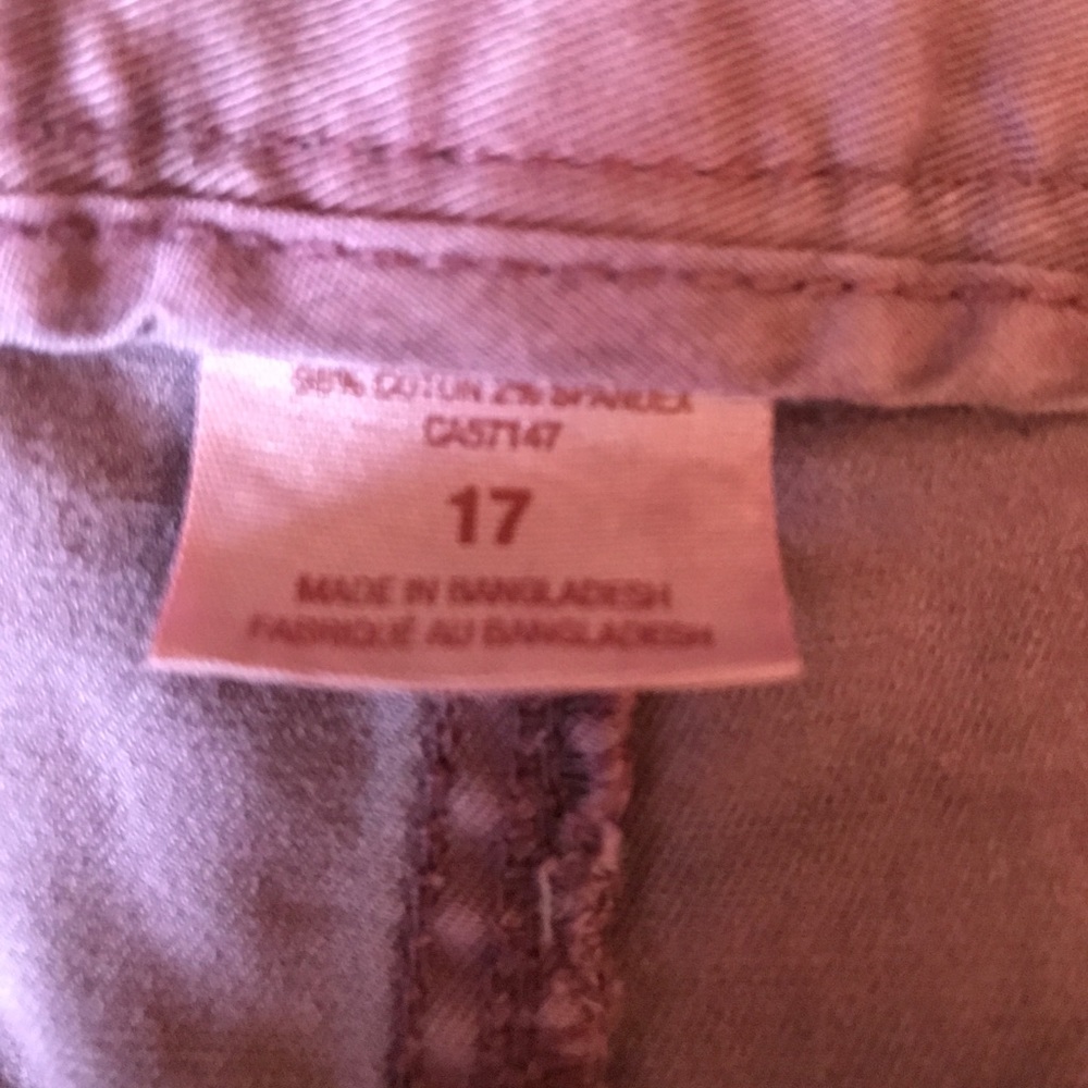 Shorts - Picture 3 of 3