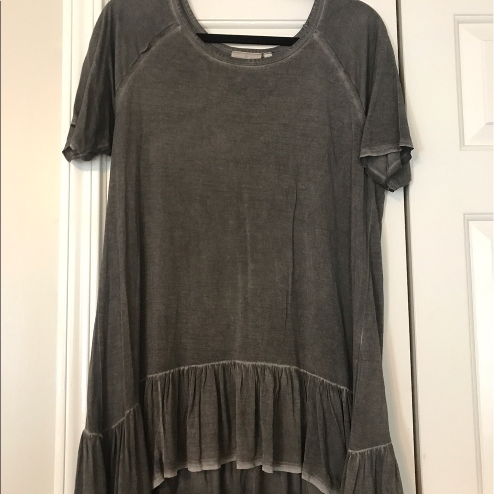 Ruffle Tee