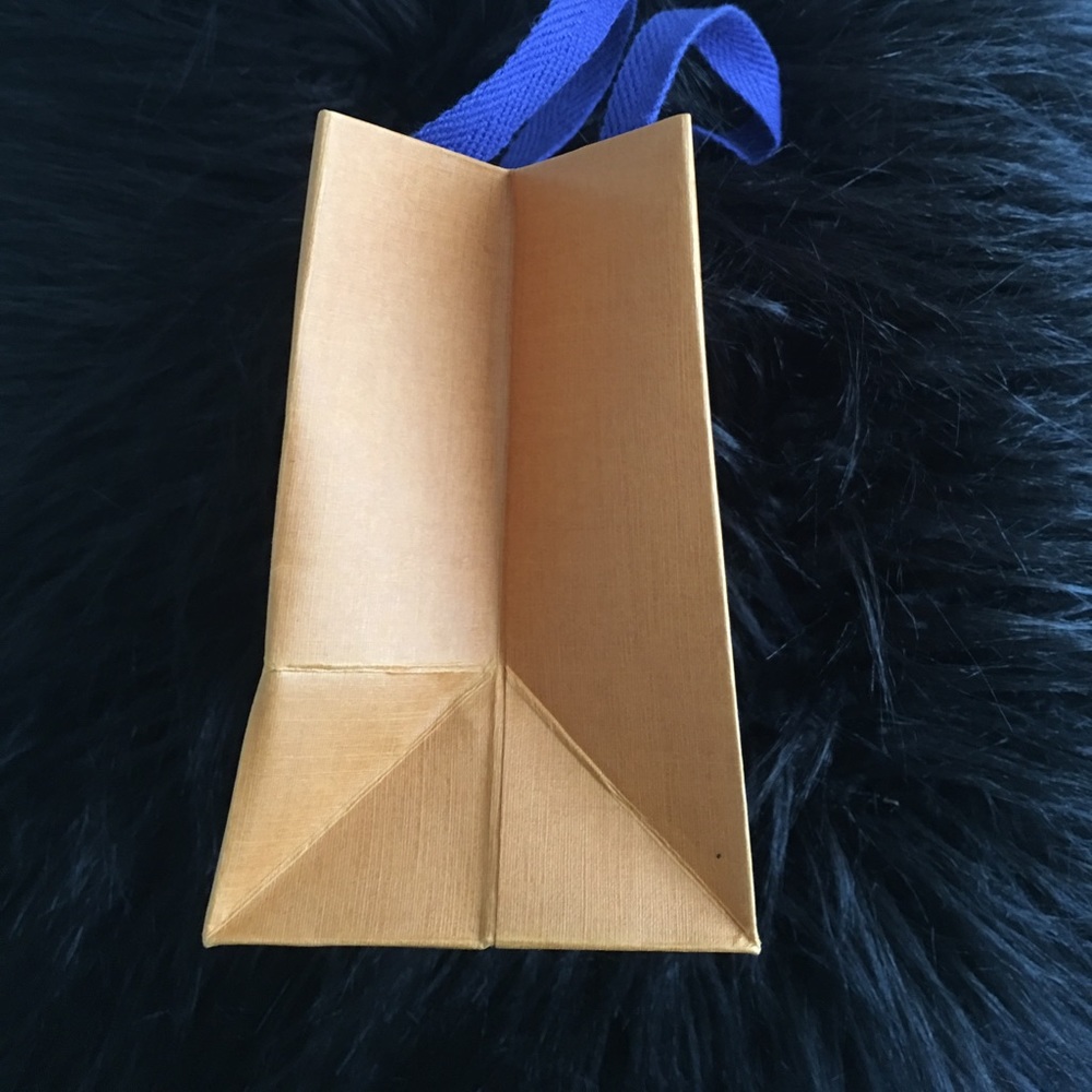 LV bag - Picture 3 of 8